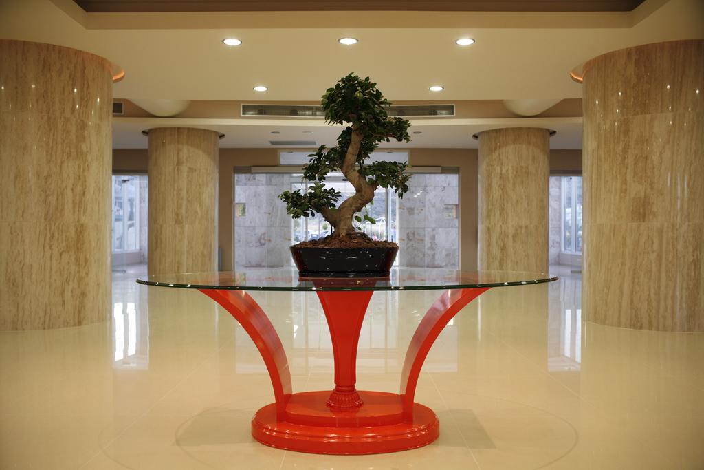Sun Palace Ξενοδοχείο Φαληράκι
